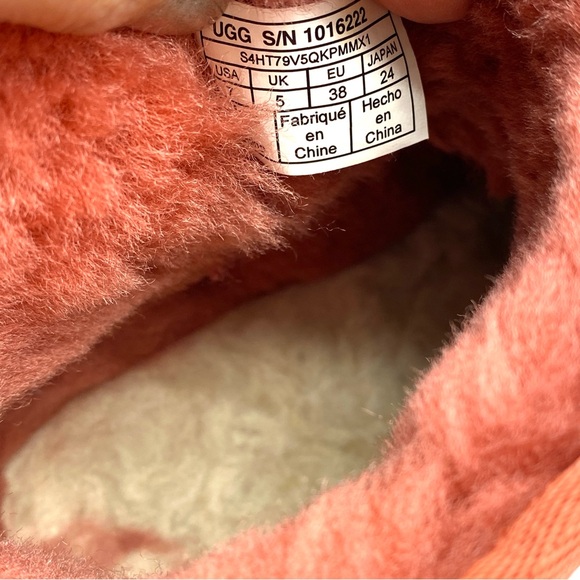 UGG WOMEN'S CLASSIC MINI II BOOT - HIBISCUS PINK WINTER SHORT ANKLE FUR SIZE 7 - Picture 7 of 7